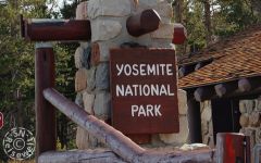 Einfahrt zum Yosemite NP