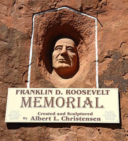 Hole n the Rock, Roosevelt Memorial